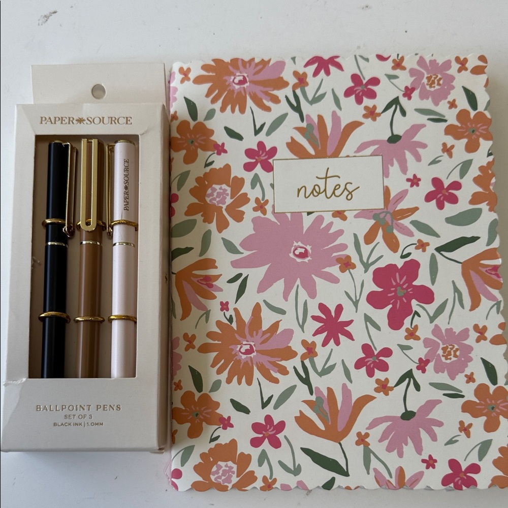 New- Paper*Source Floral Notes Set with Ballpoint Pens